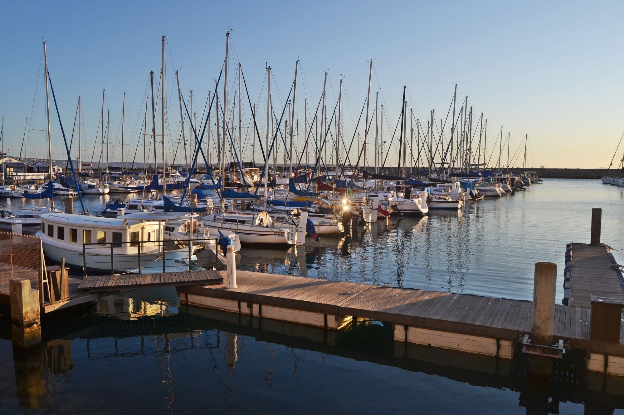 Club Mykonos Marina Village Langebaan Exterior photo